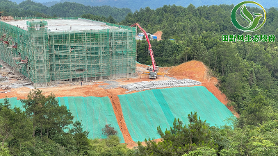 田野風榕江邊坡復綠